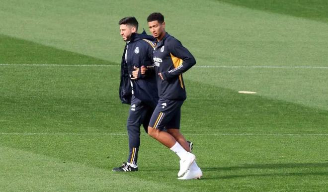 个人表演 个人表演